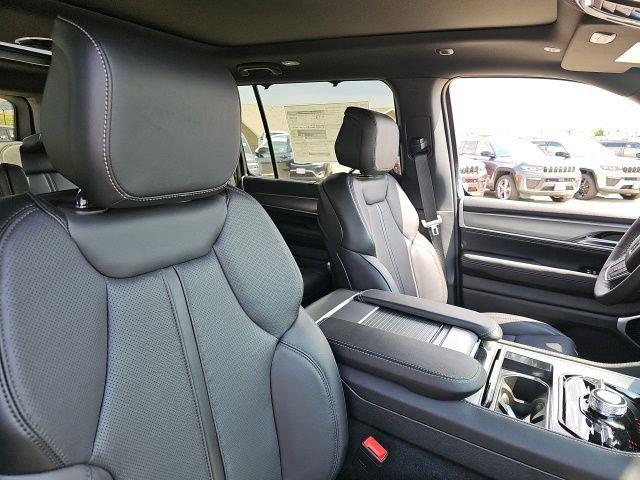 2026 Jeep Grand Wagoneer Limited Reserve 4x4