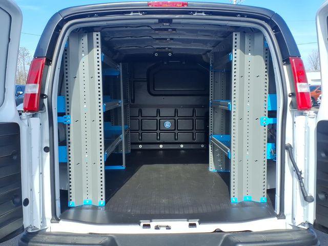 2025 GMC Savana Cargo RWD 2500 Regular Wheelbase Work Van