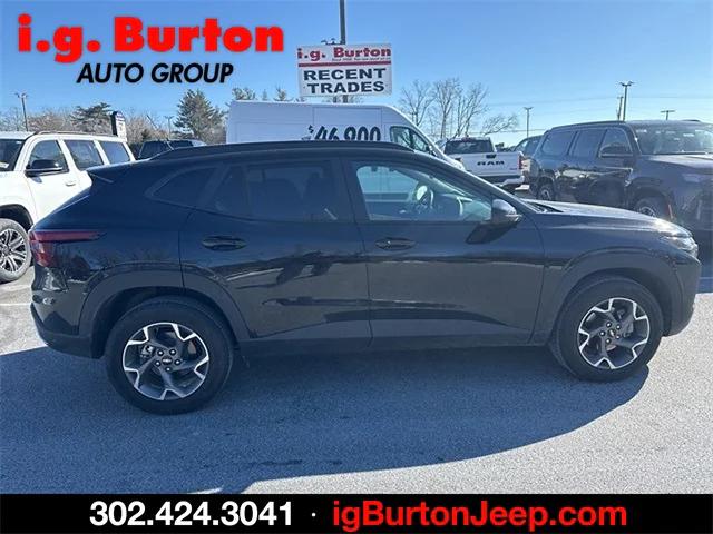 2025 Chevrolet Trax FWD LT