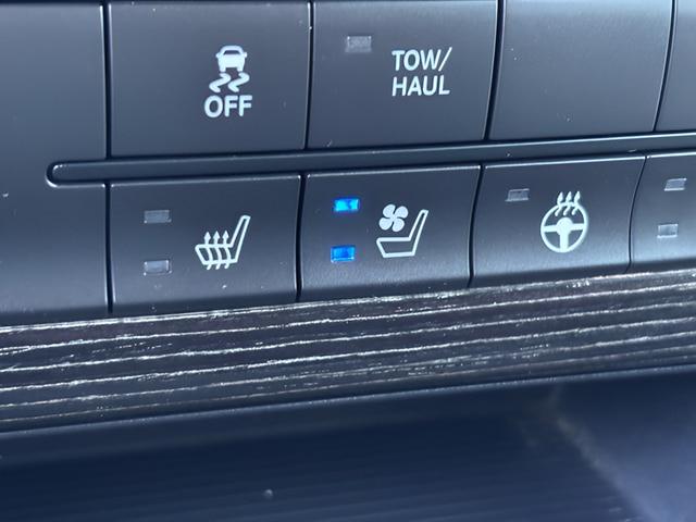2017 Ram 1500 Limited Crew Cab 4x4 6'4" Box
