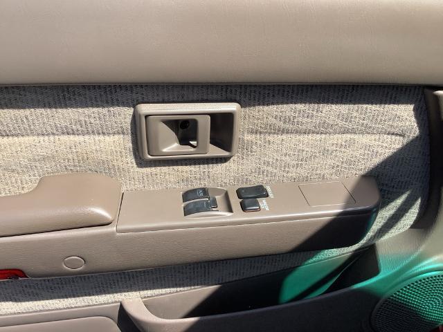 1999 Toyota Tacoma Base