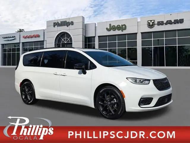 2026 Chrysler Pacifica Limited for sale in Ocala, FL