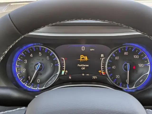 2026 Chrysler Voyager LX