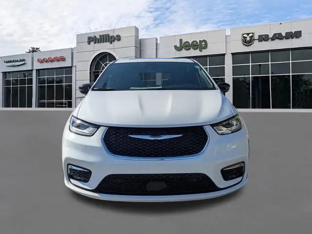 2026 Chrysler Pacifica Limited AWD
