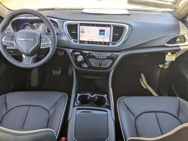 2026 Chrysler Pacifica Limited AWD