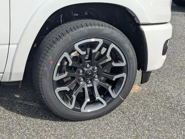 2026 Ram 1500 Limited Crew Cab 4x4 5'7" Box