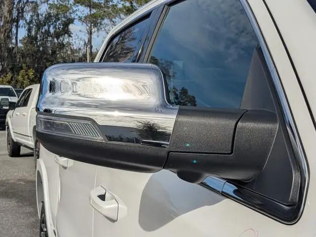 2026 Ram 1500 Limited Crew Cab 4x4 5'7" Box