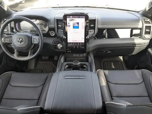 2026 Ram 1500 Limited Crew Cab 4x4 5'7" Box