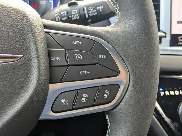 2026 Chrysler Voyager LX