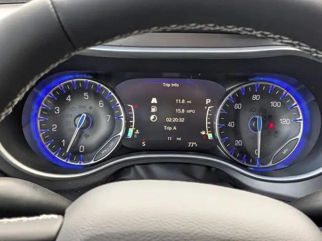 2026 Chrysler Voyager LX