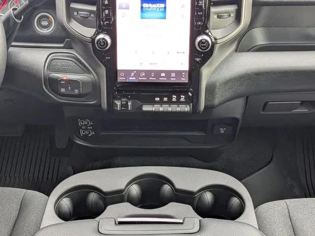 2026 Ram 2500 Black Express Crew Cab 4x4 6'4" Box