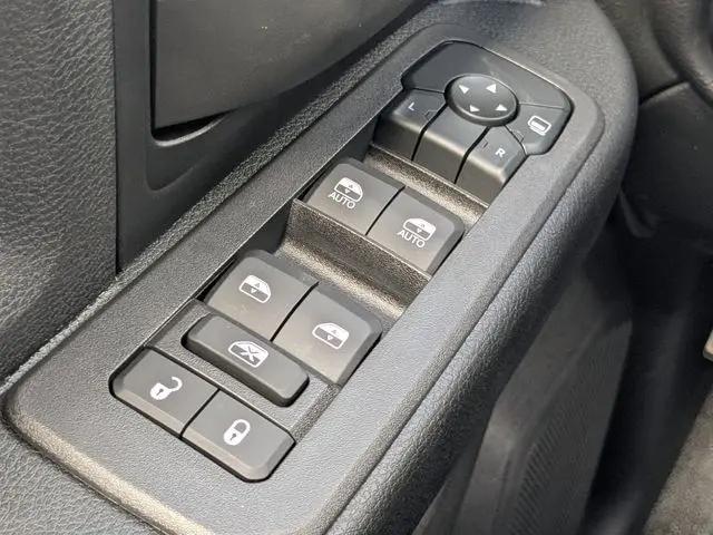 2026 Ram 5500 Tradesman/Big Horn