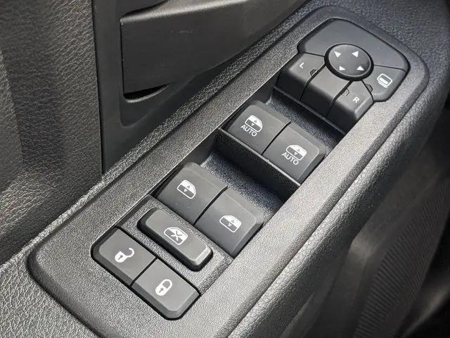 2025 Ram 3500 Tradesman/Big Horn
