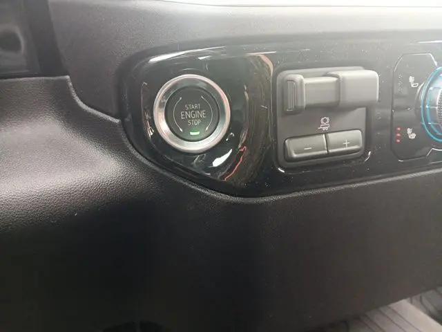 2026 GMC Sierra 1500 Double Cab, Standard Bed, SLE, 4WD
