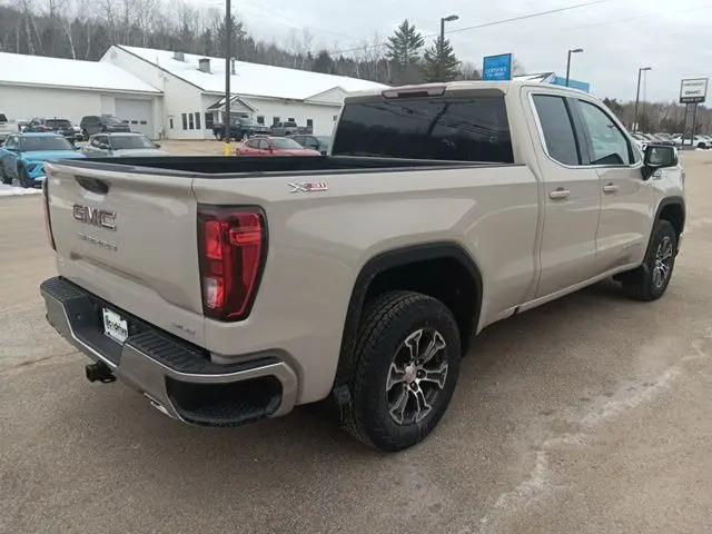 2026 GMC Sierra 1500 Double Cab, Standard Bed, SLE, 4WD