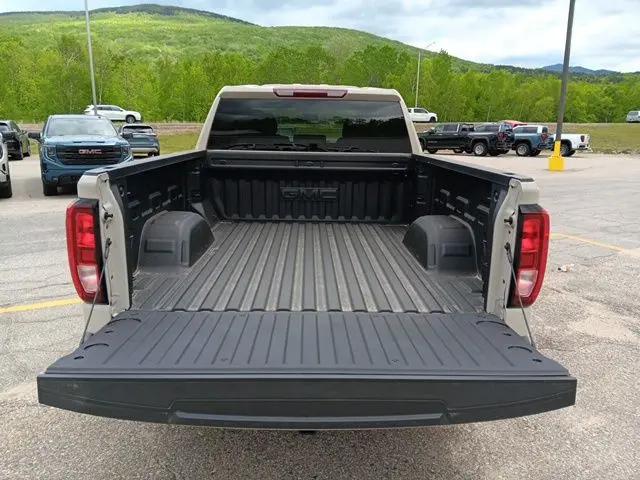 2026 GMC Sierra 1500 Double Cab, Standard Bed, SLE, 4WD