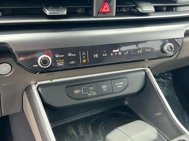 2026 Kia Carnival MPV LX