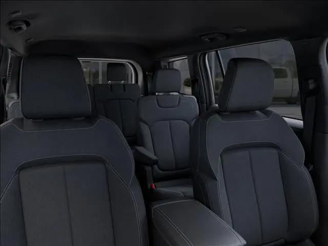 2026 Jeep Grand Cherokee L Laredo 4x2