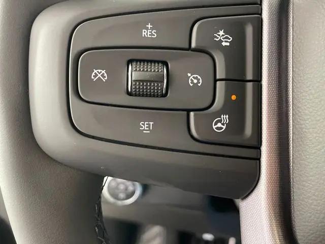 2026 GMC Sierra 2500HD Crew Cab, Standard Bed, SLE, 4WD