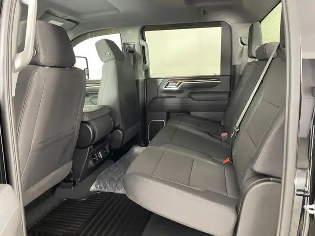 2026 GMC Sierra 2500HD Crew Cab, Standard Bed, SLE, 4WD