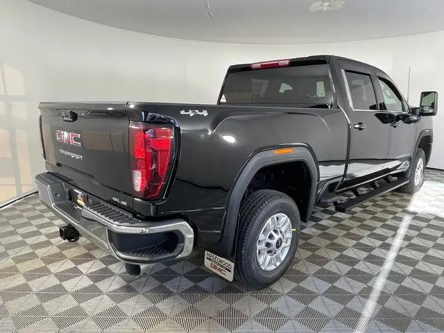 2026 GMC Sierra 2500HD Crew Cab, Standard Bed, SLE, 4WD