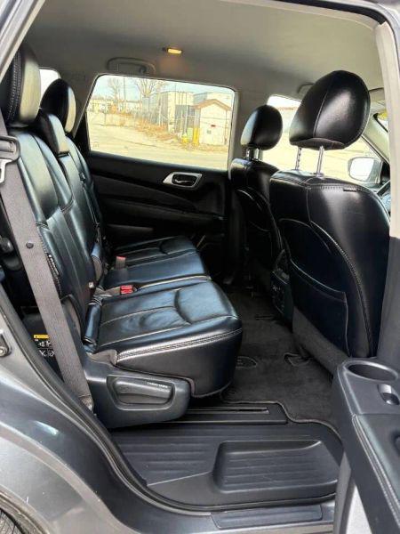 2020 Nissan Pathfinder SL 4WD