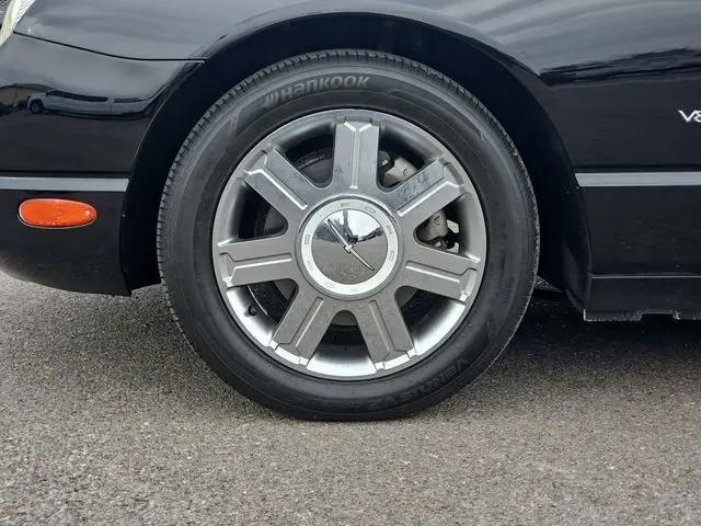 2004 Ford Thunderbird Premium