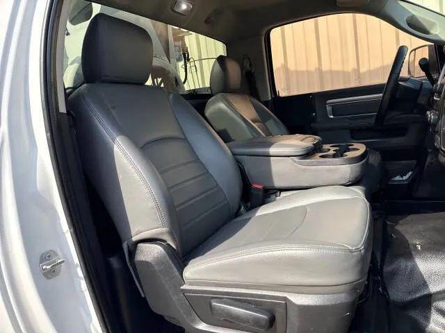 2015 Ram 4500 Chassis Tradesman/SLT