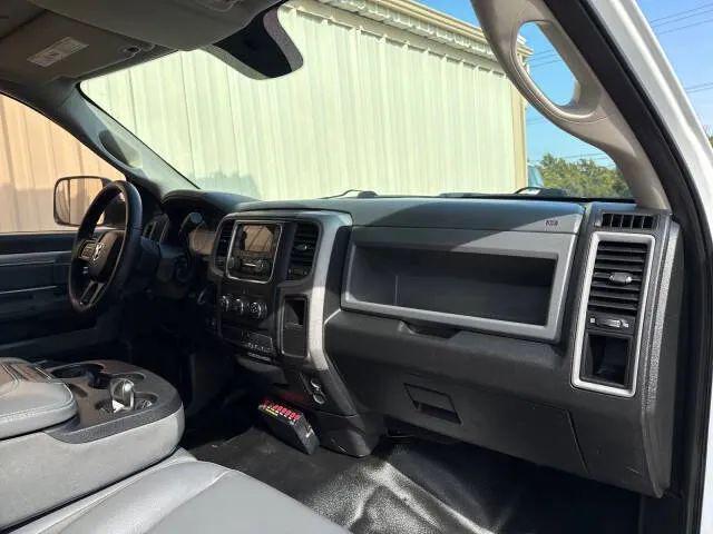 2015 Ram 4500 Chassis Tradesman/SLT