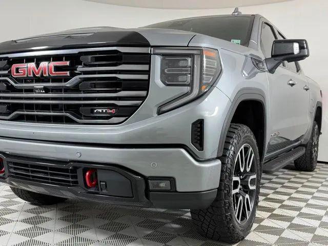2025 GMC Sierra 1500 4WD Crew Cab Short Box AT4