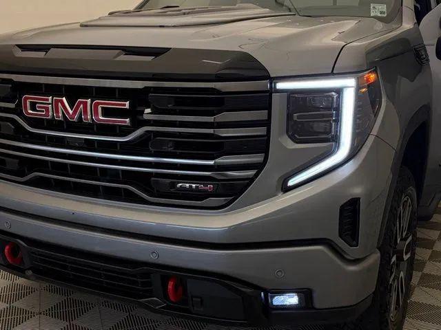 2025 GMC Sierra 1500 4WD Crew Cab Short Box AT4