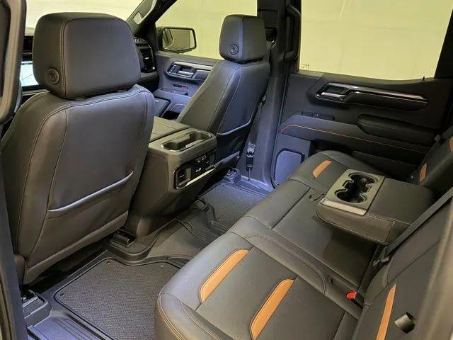 2025 GMC Sierra 1500 4WD Crew Cab Short Box AT4
