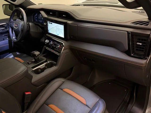 2025 GMC Sierra 1500 4WD Crew Cab Short Box AT4
