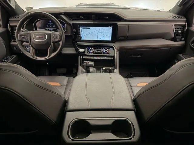 2025 GMC Sierra 1500 4WD Crew Cab Short Box AT4