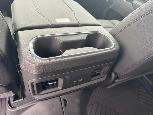 2026 Chevrolet Silverado 1500 4WD Crew Cab Short Bed RST