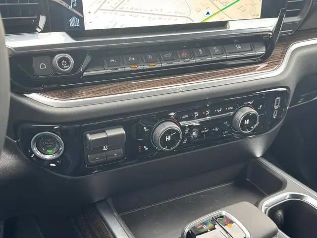 2026 Chevrolet Silverado 1500 4WD Crew Cab Short Bed RST