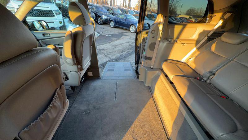 2010 Toyota Sienna LE