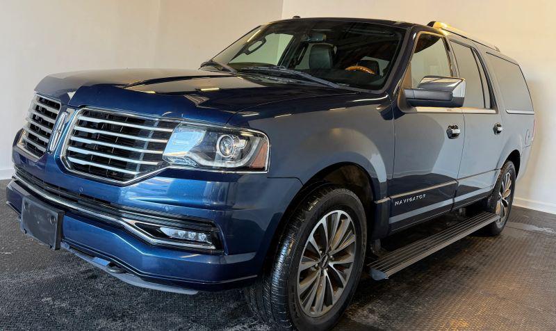 2017 Lincoln Navigator L Select