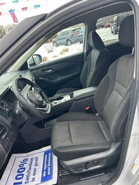 2024 Nissan Rogue SV FWD