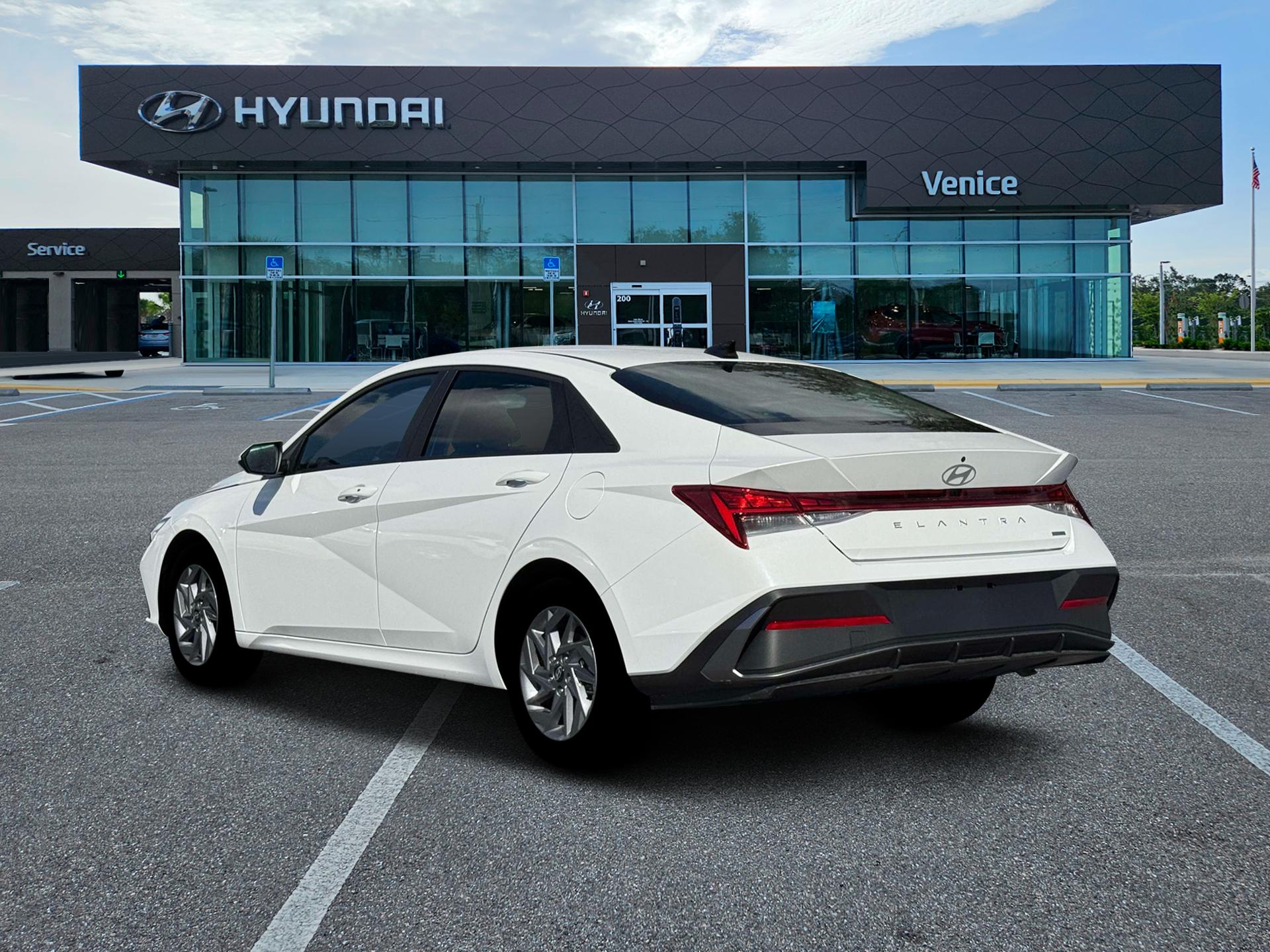 2026 Hyundai ELANTRA HYBRID Blue - Image 5