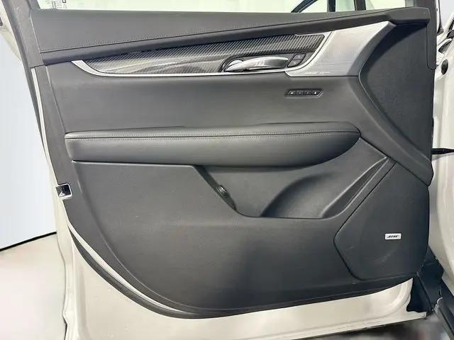 2024 Cadillac XT6 AWD Sport
