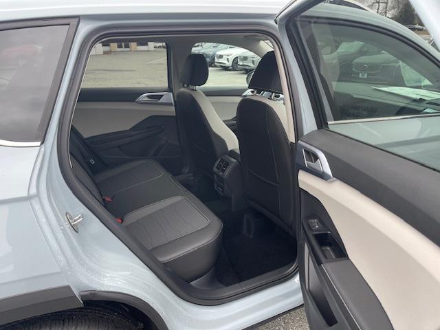 2026 Volkswagen Taos SE