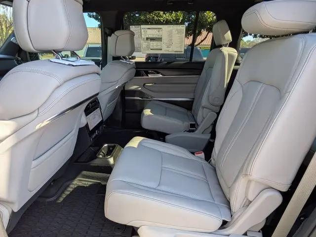 2026 Jeep Grand Wagoneer Summit Obsidian 4x4