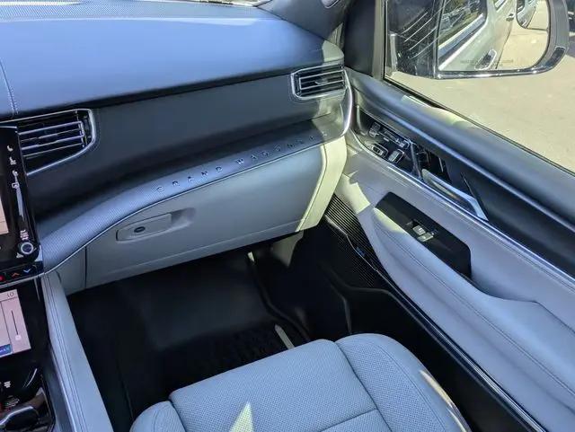 2026 Jeep Grand Wagoneer Summit Obsidian 4x4