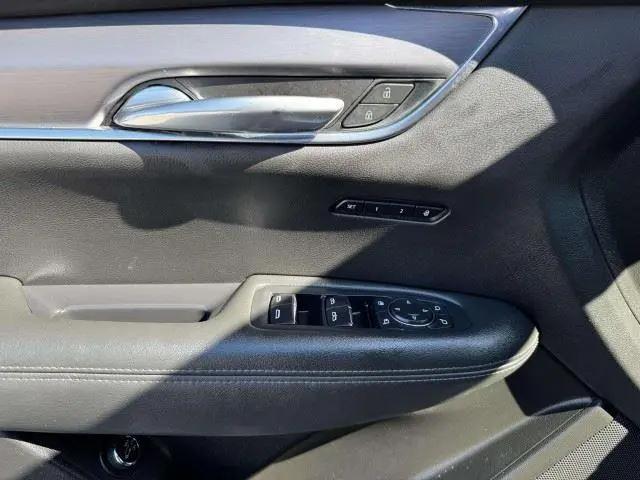 2023 Cadillac XT6 FWD Luxury