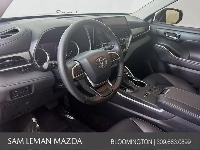 2024 Toyota Highlander XLE