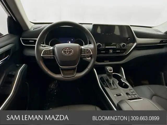 2024 Toyota Highlander XLE