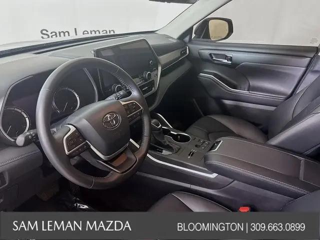 2024 Toyota Highlander XLE