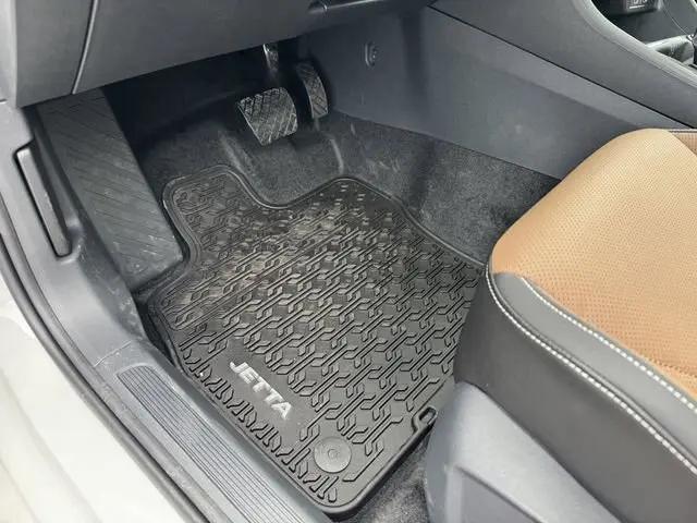 2026 Volkswagen Jetta SEL