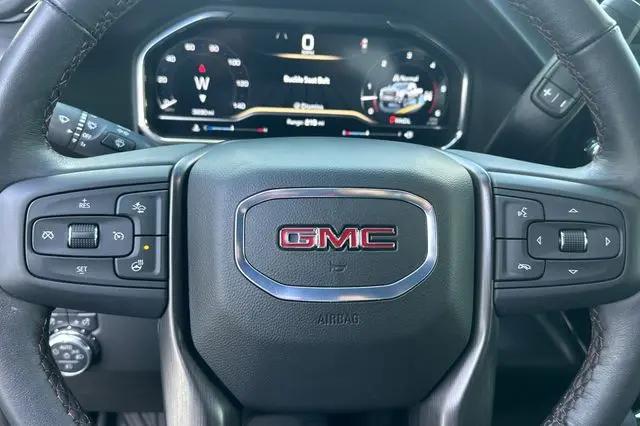 2025 GMC Sierra 2500HD 4WD Crew Cab Standard Bed AT4X